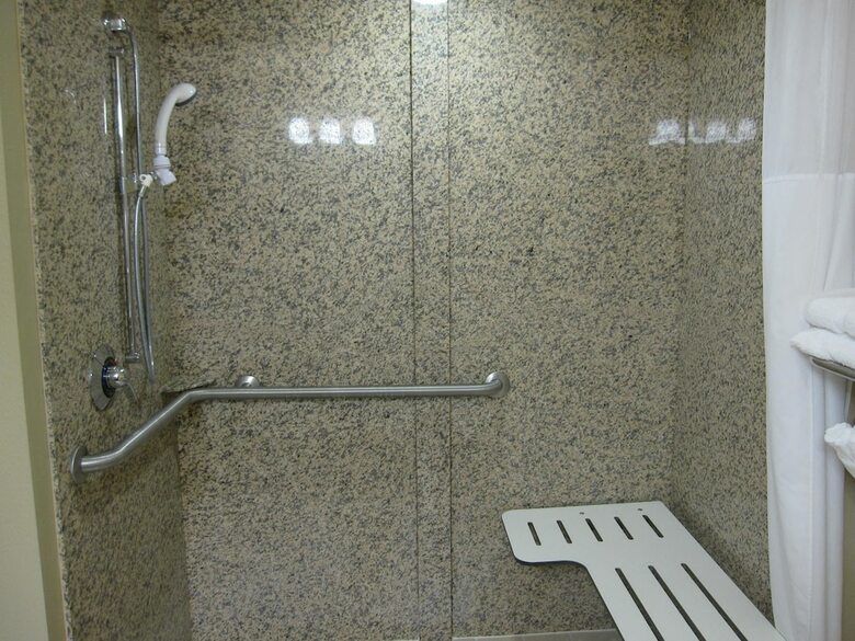 Hotel Best Western Plus First Coast Inn & Suites