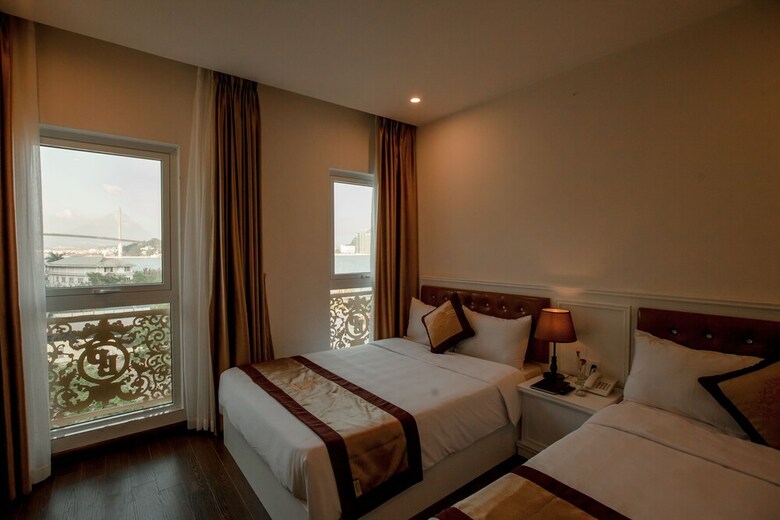 Pusan Ha Long Hotel