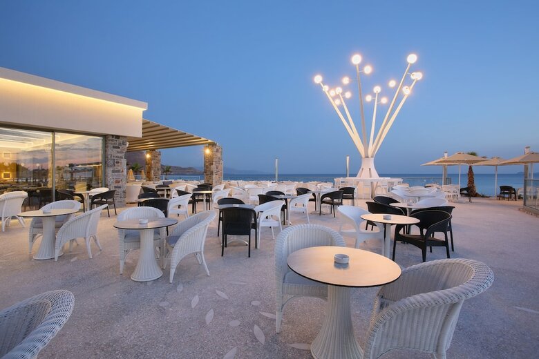 Hotel Arina Beach Resort