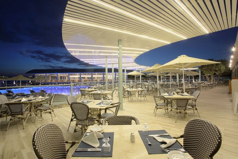 Hotel Arina Beach Resort