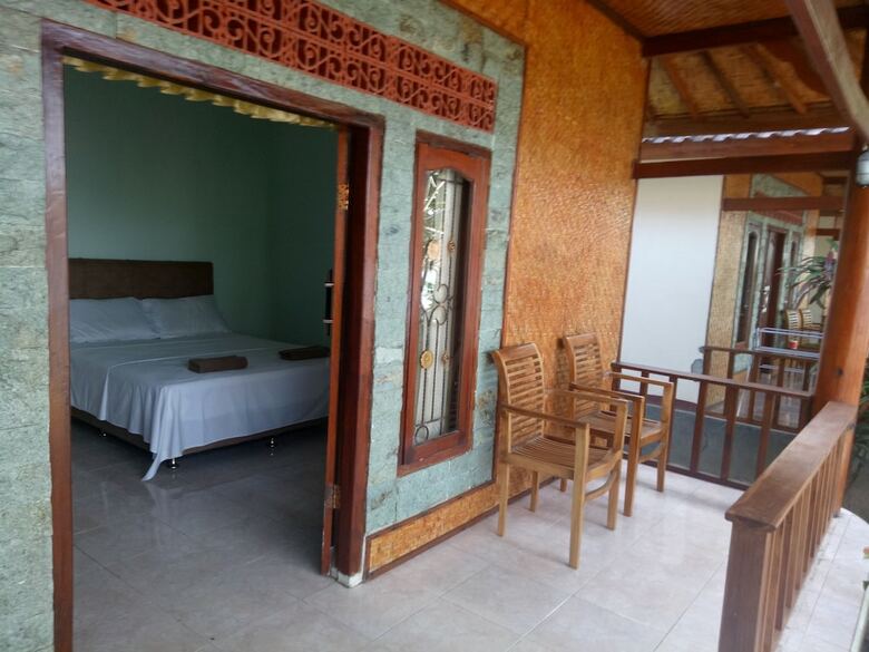 Hotel Krisna Bungalows & Restaurant