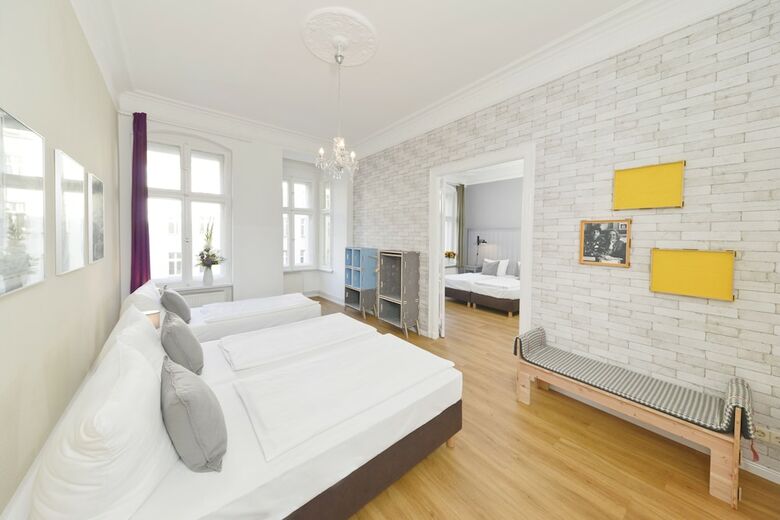 Old Town Apartments Sch�nhauser Allee Berlin