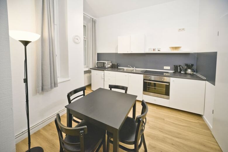 Old Town Apartments Sch�nhauser Allee Berlin