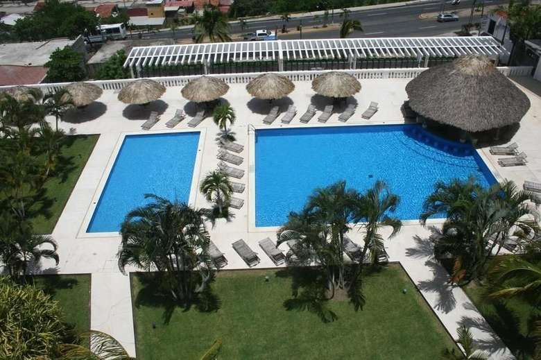 Hotel Caracol Plaza