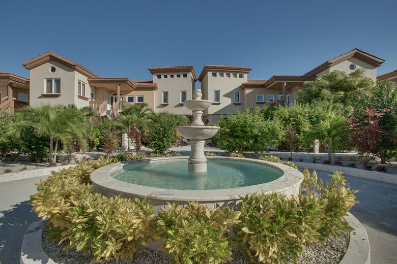 Hotel Belizean Cove Estates