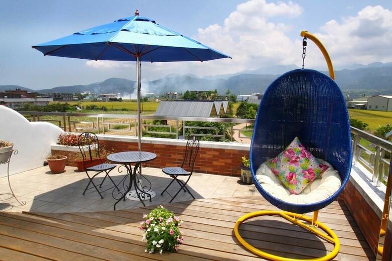 Hotel Rainbow Garden B&B