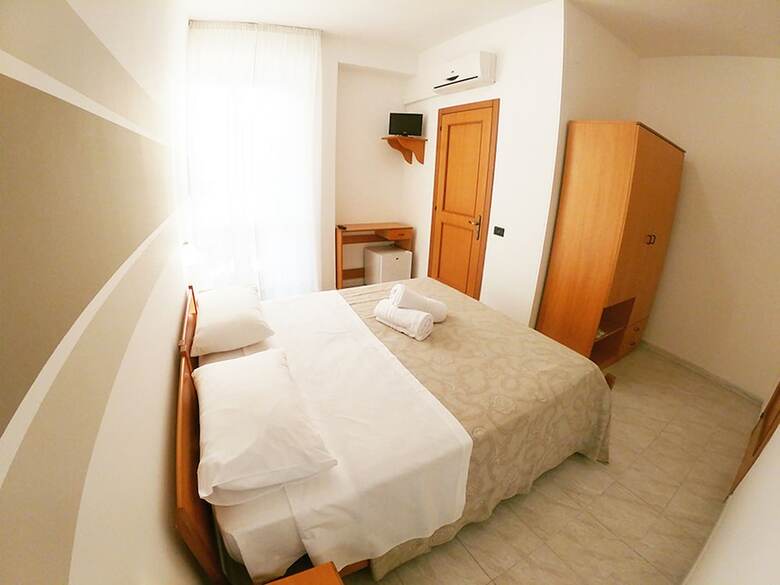 Salent Hotel