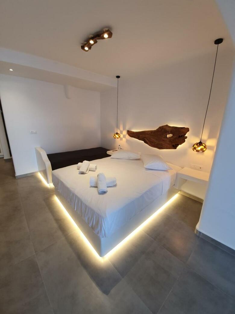 Hotel Eternal Suites