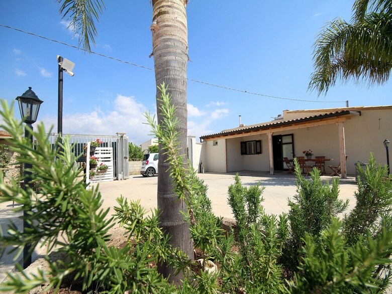 Casa Syramusa Con Piscina