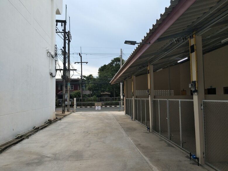 Hotel Triple S House