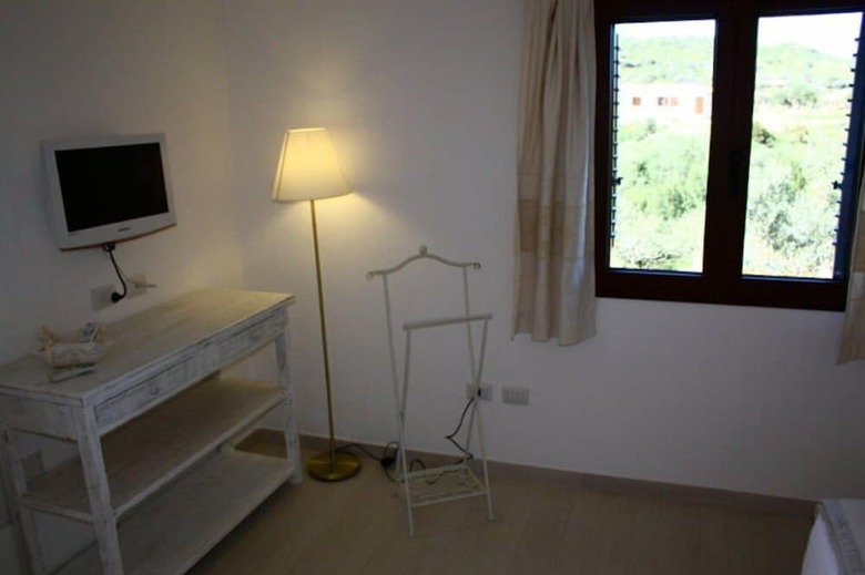 Cento Ulivi Hotel - Bed And Breakfast