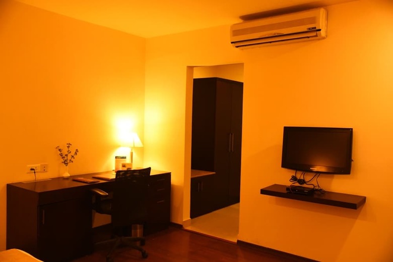 Hotel Royal Orchid Suites