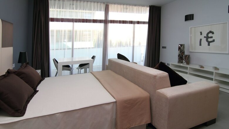 Aparthotel Four Elements Suites