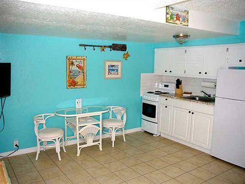 Hotel Hideaway Village