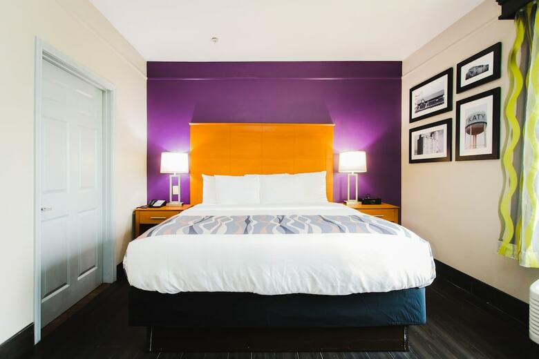 Hotel Palacio Royale Inn Signature
