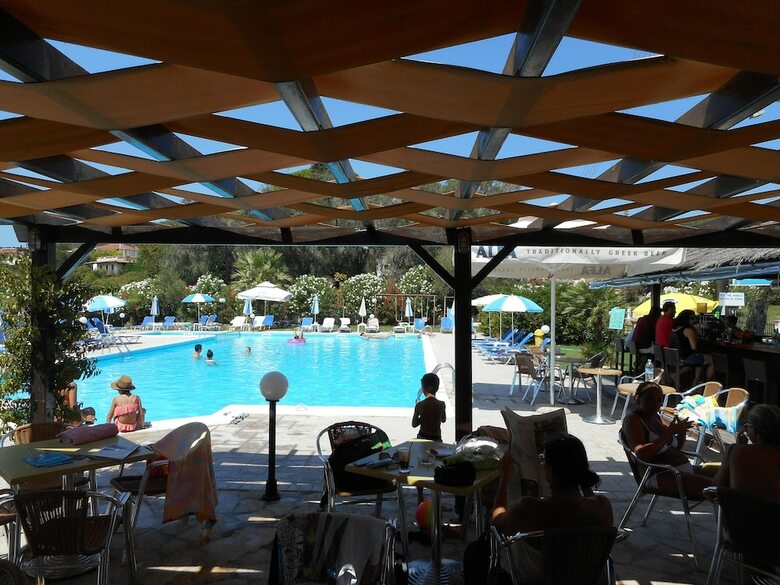 Egrypos Hotel & Apartments