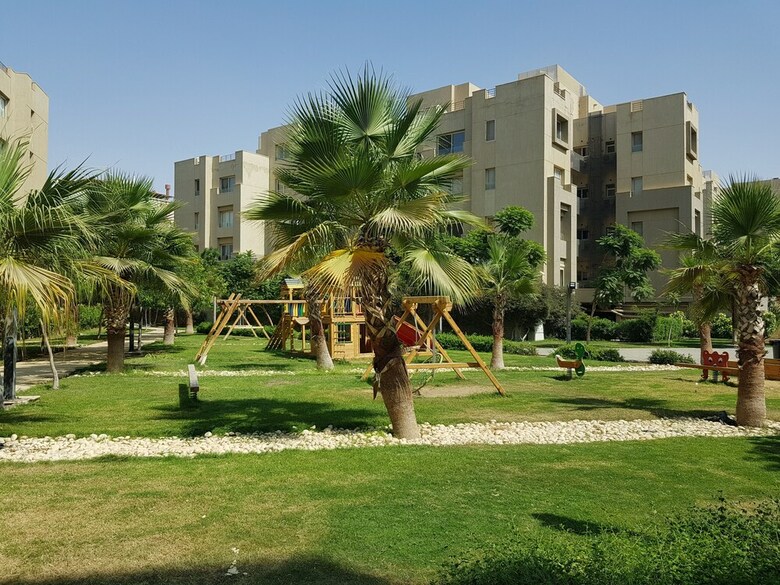 Apartamentos The Village Luxury Suites