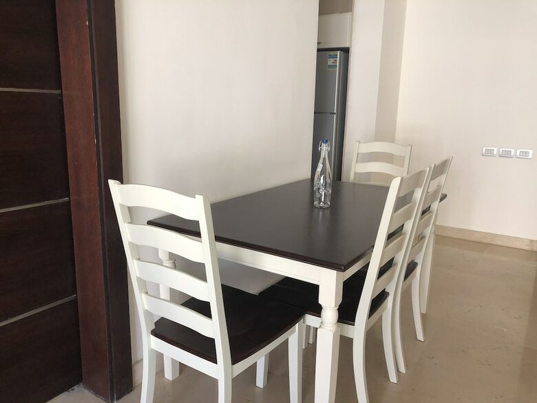 Apartamentos The Village Luxury Suites