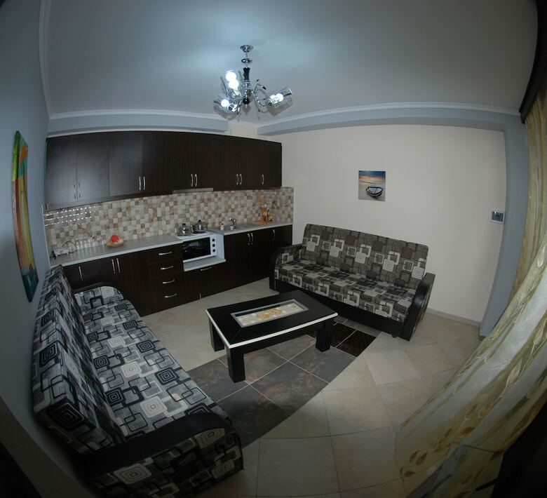 Kleri Beach Apartments