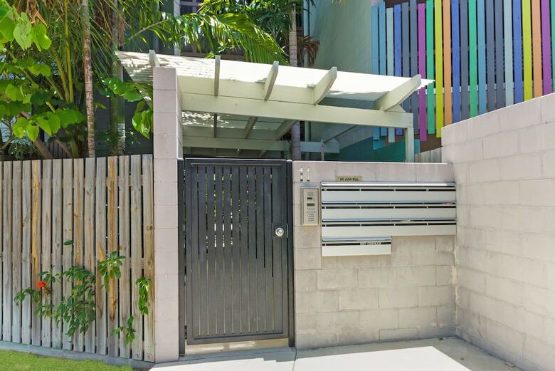 Boutique Apartments Strand Location