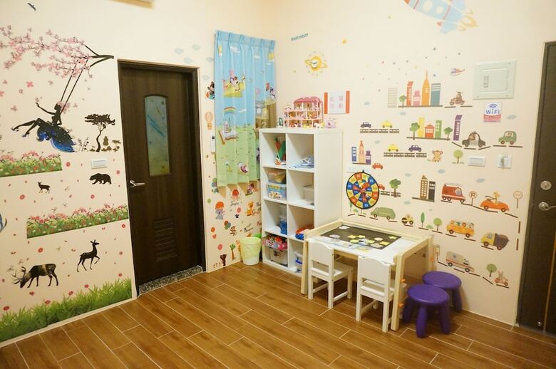 Bed & Breakfast Holby No.8 Elevator Homestay
