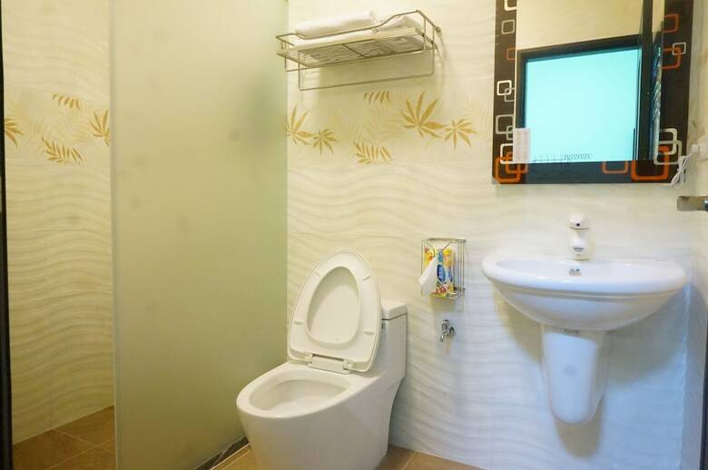 Bed & Breakfast Holby No.8 Elevator Homestay