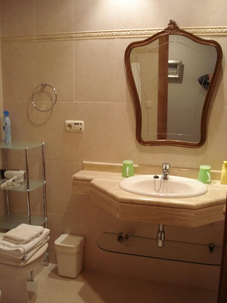 Hotel Pensi�n Zarauz Playa