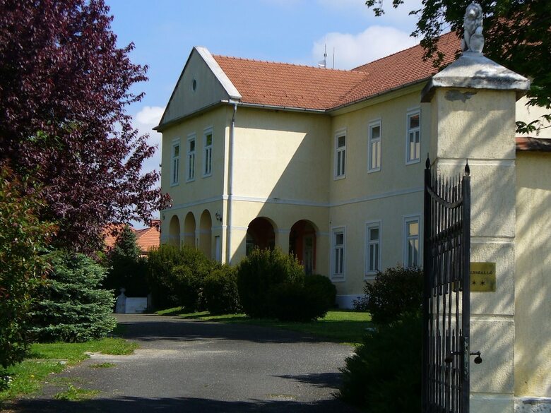 Bed & Breakfast Misefa Kast�ly