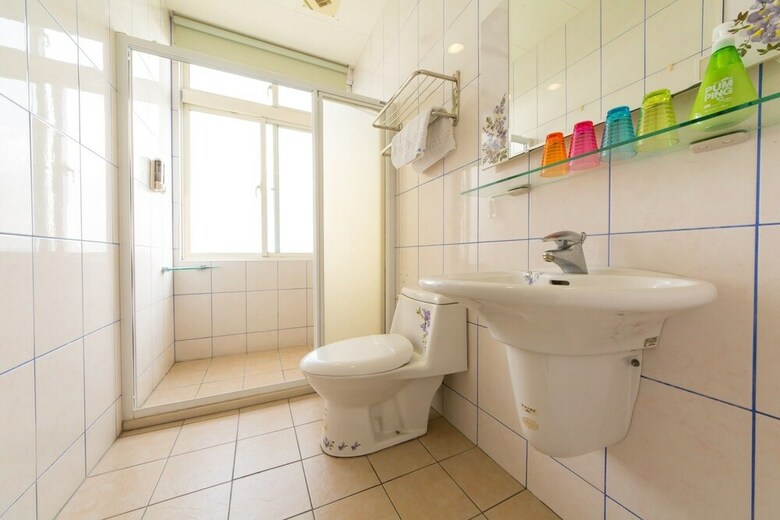 Hotel Hjs Guest House