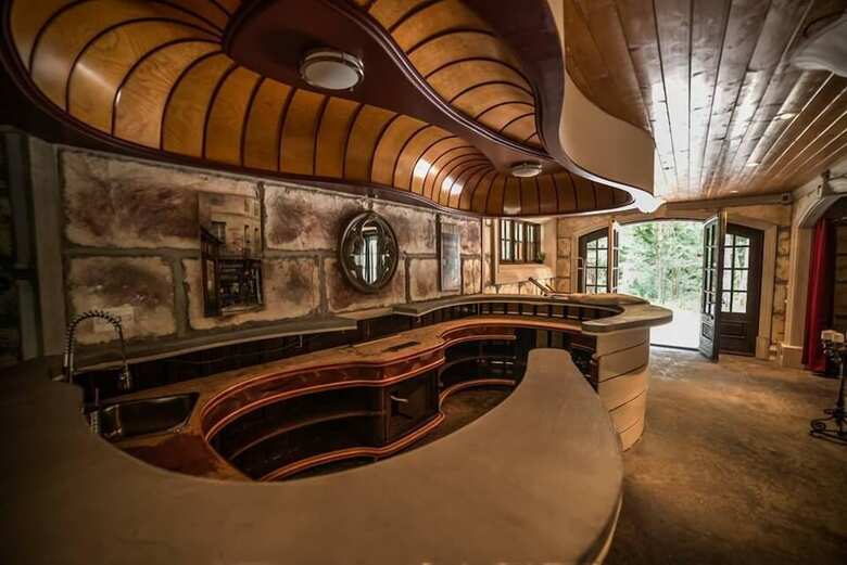 Stone Hearst