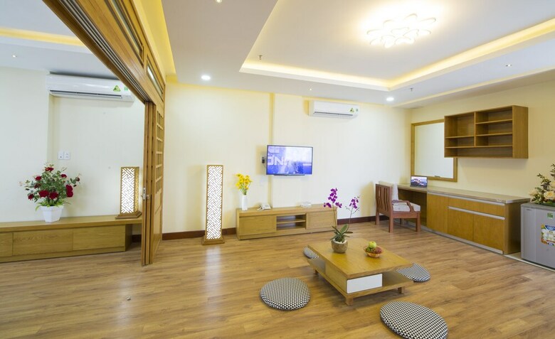 Hoai Anh Plaza Hotel