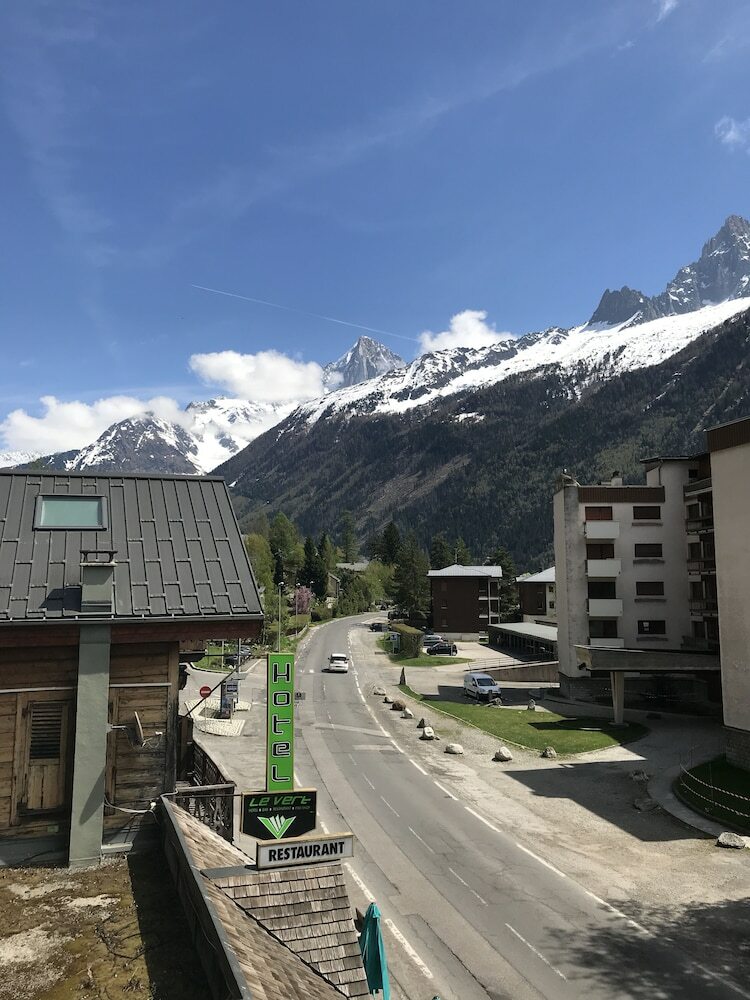 Hotel H�tel Des Lacs