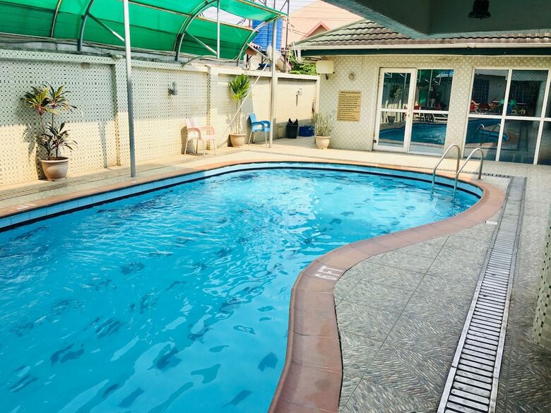 Hymax Grace Hotel And Suites