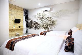 Omah Njonja Bed & Brasserie