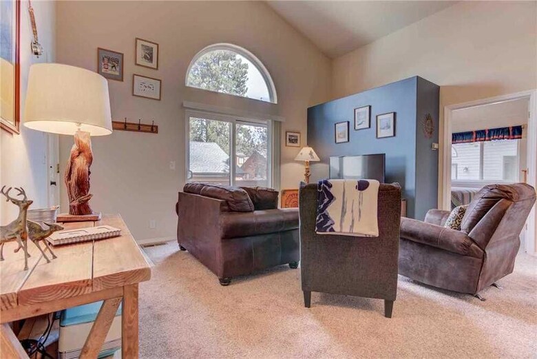 Powder Village Condominium I4