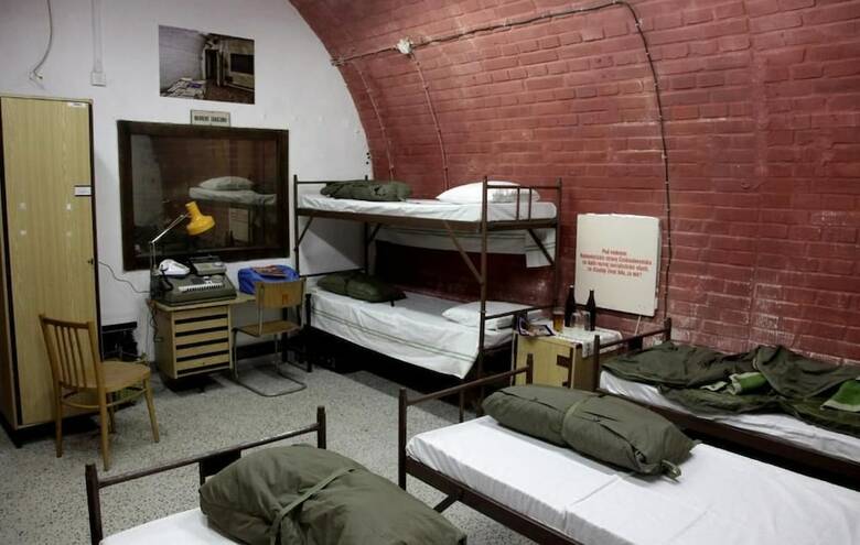 Hostal 10-z Bunker