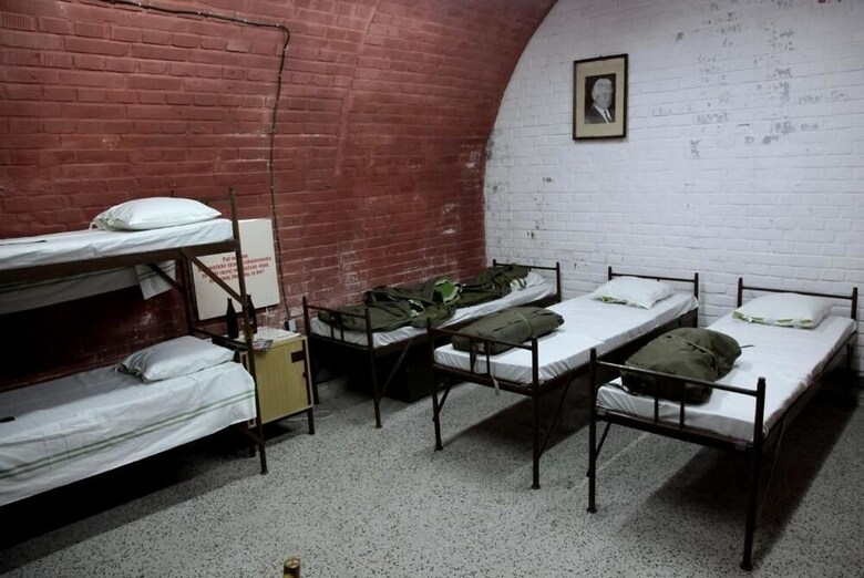 Hostal 10-z Bunker