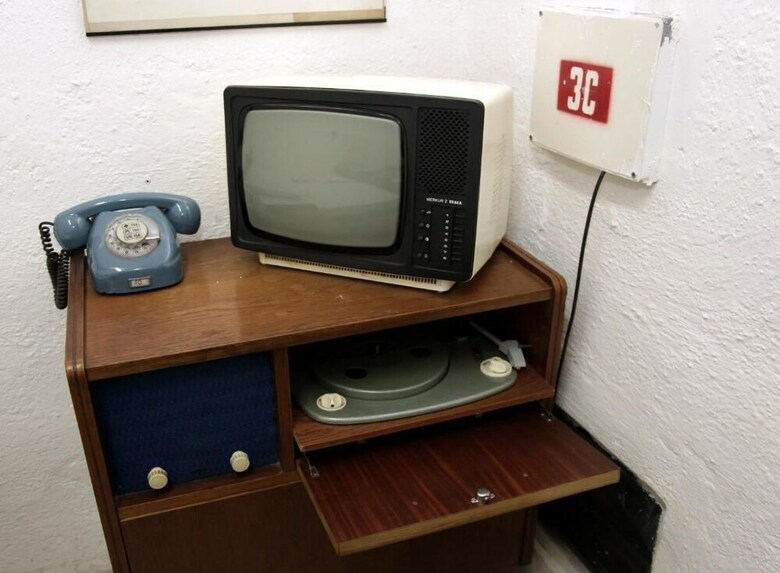 Hostal 10-z Bunker