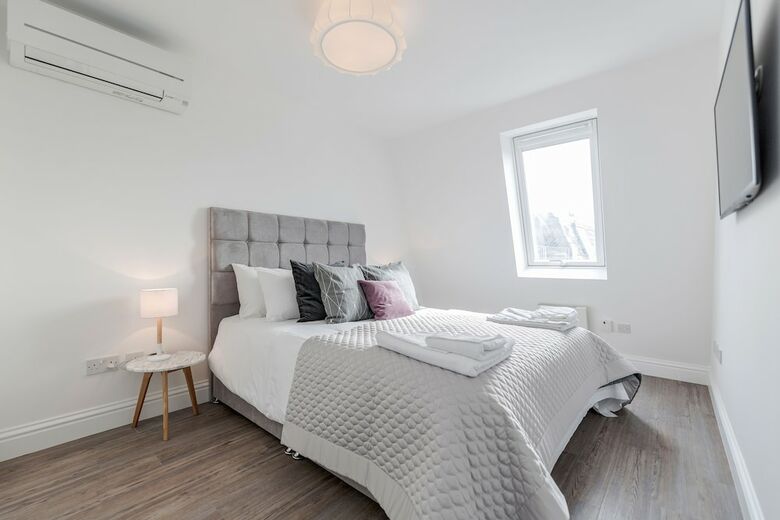 Soho Apartments By Basetogo