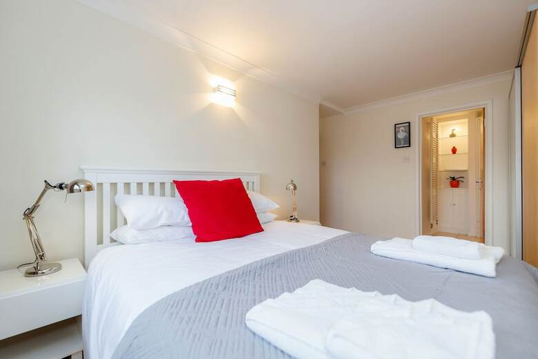 Apartamentos Holland Park Heights By Basetogo
