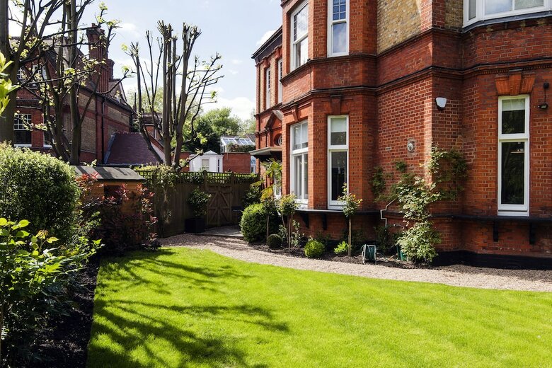 Luxurious Hampstead Home With Gorgeous Garden