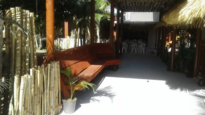 Hostal Outback Hotel Fiji