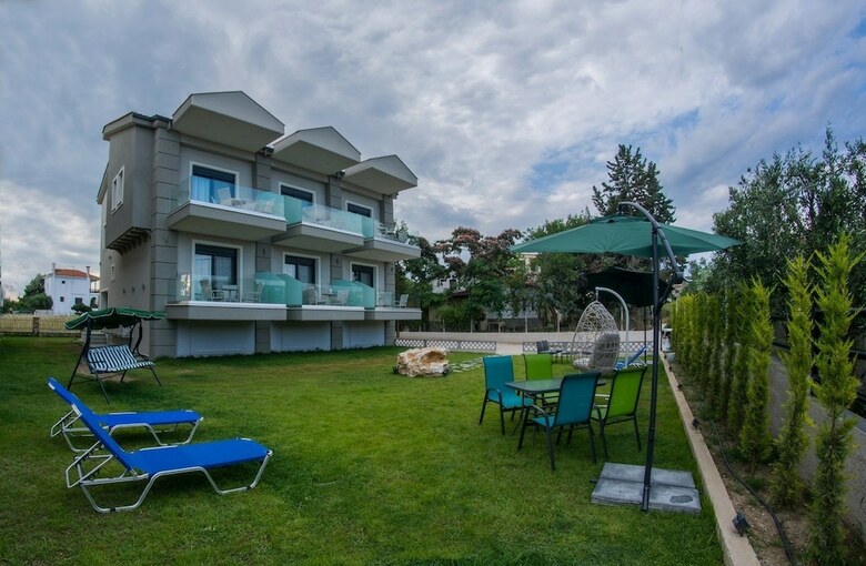 Hotel Grey House Apartments