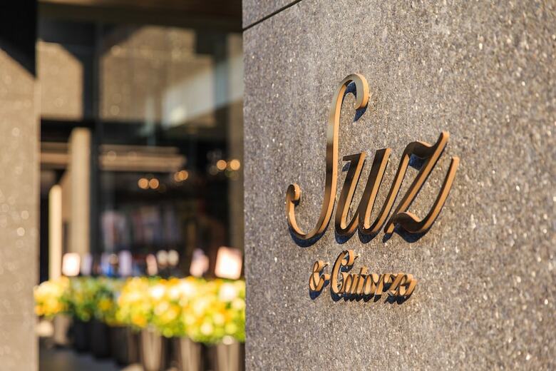 Suz & Catorze Hotel
