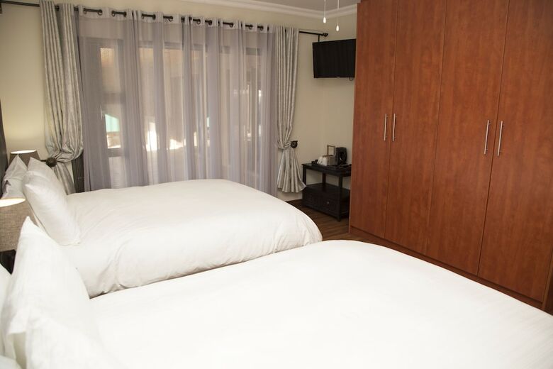Hotel Therato Guesthouse