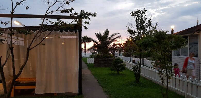 Mgzavrebi Gonio Aparthotel