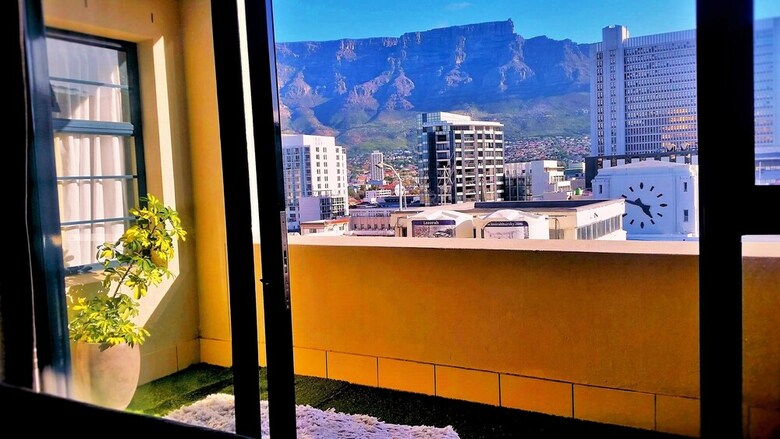 Aparthotel Cape Town Apartment With Balcony