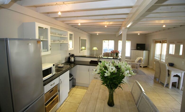 Hotel The Dunes (plett Just Property)