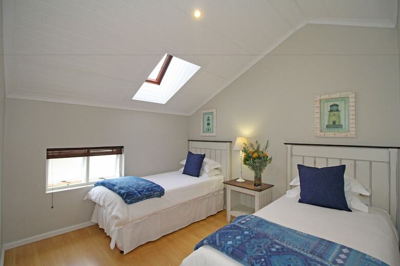 Hotel The Dunes (plett Just Property)