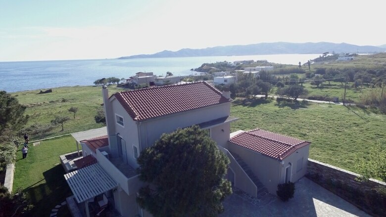 Apartamentos Karystos Muse